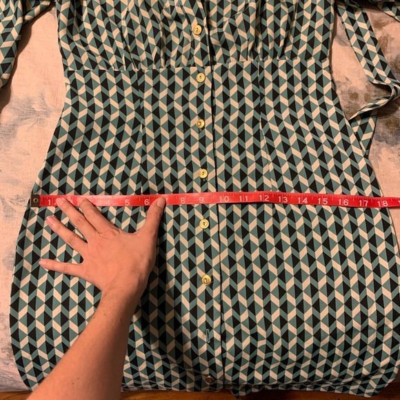 Retro inspired button up shift dress w neck tie - Picture 15 of 16